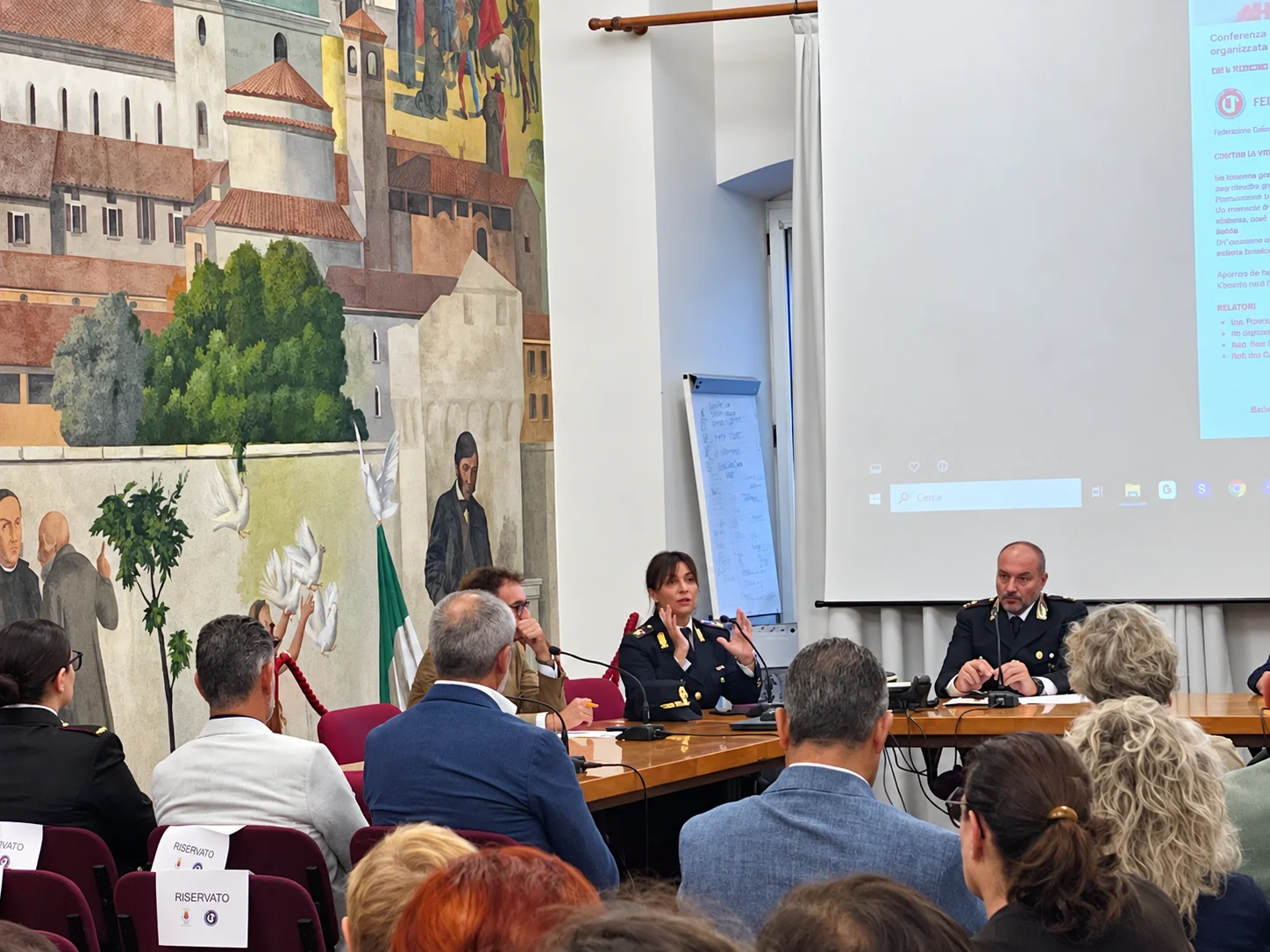 Un momento degli interventi alla conferenza sulla violenza di genere a Chiari