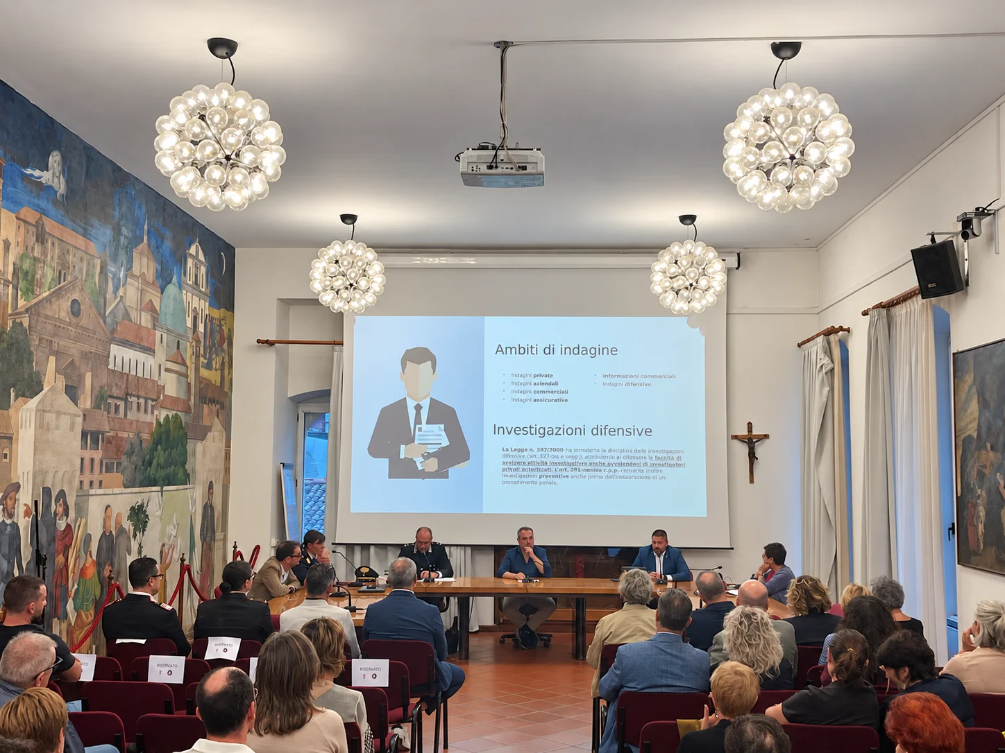 Il tavolo dei relatori durante la conferenza di Chiari